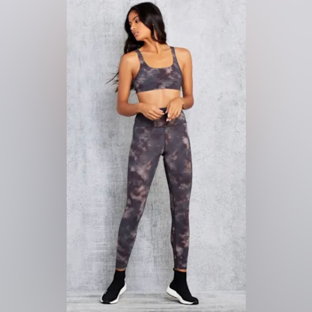 ALO Yoga Tie-Dye Leggings - Black and Gray